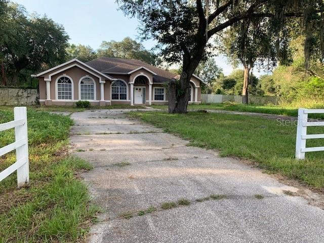 8149 Hoboh Ln., Clermont, FL 34714