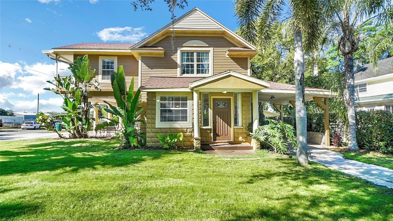 426 S Grove St., Eustis, FL 32726