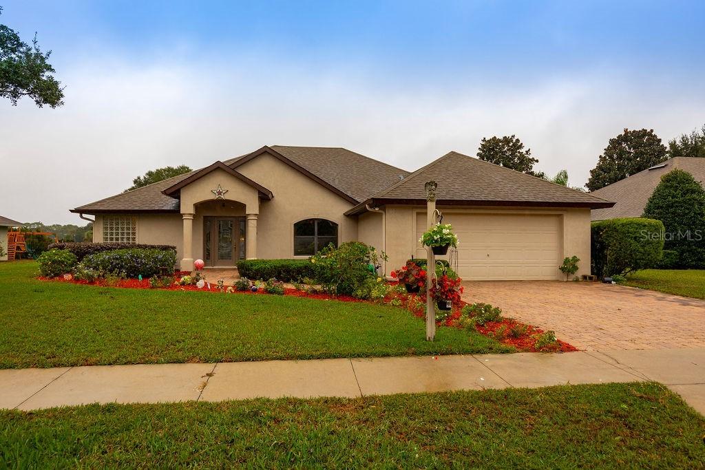 4571 Abaco Dr., Tavares, FL 32778