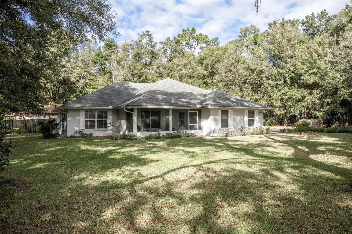 25929 Exmoor Dr., Sorrento, FL 32776