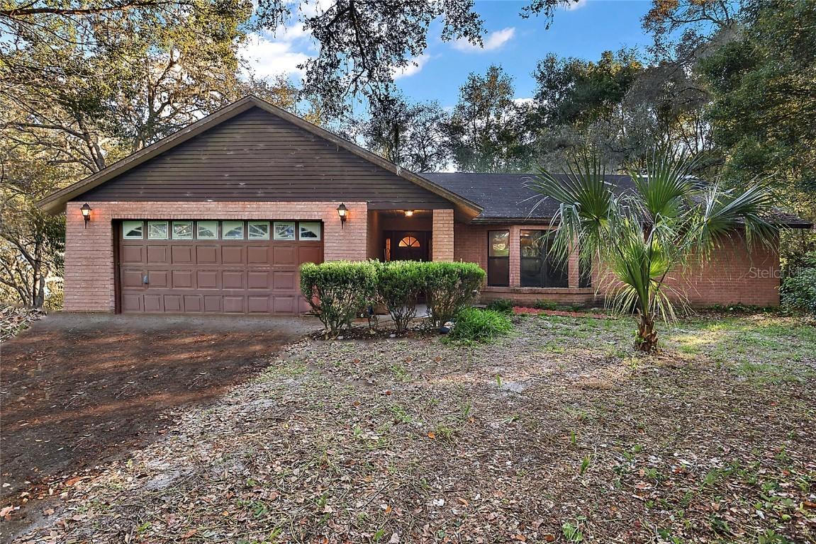 31241 Margie Owens Rd., Sorrento, FL 32776