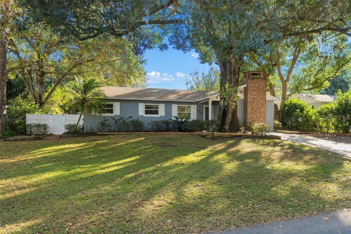 178 N Lake Franklin Dr., Mount Dora, FL 32757