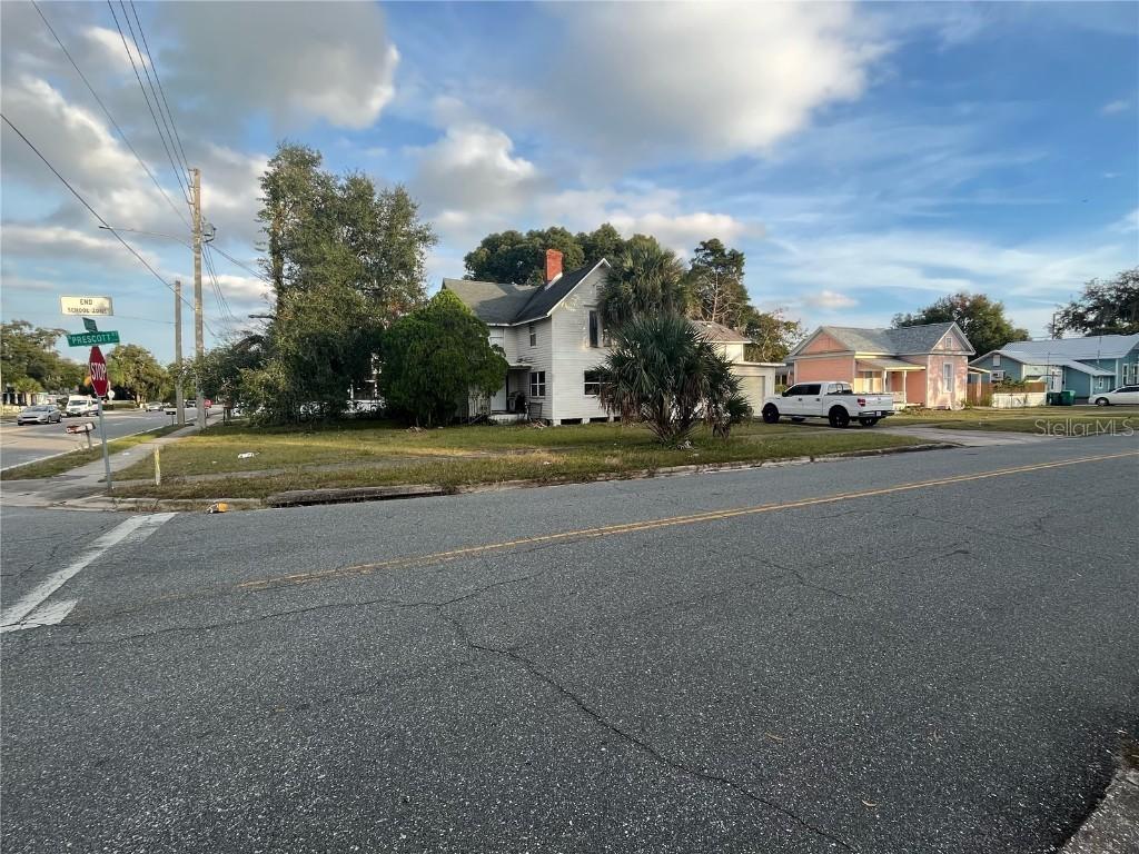 806 E Orange Ave., Eustis, FL 32726