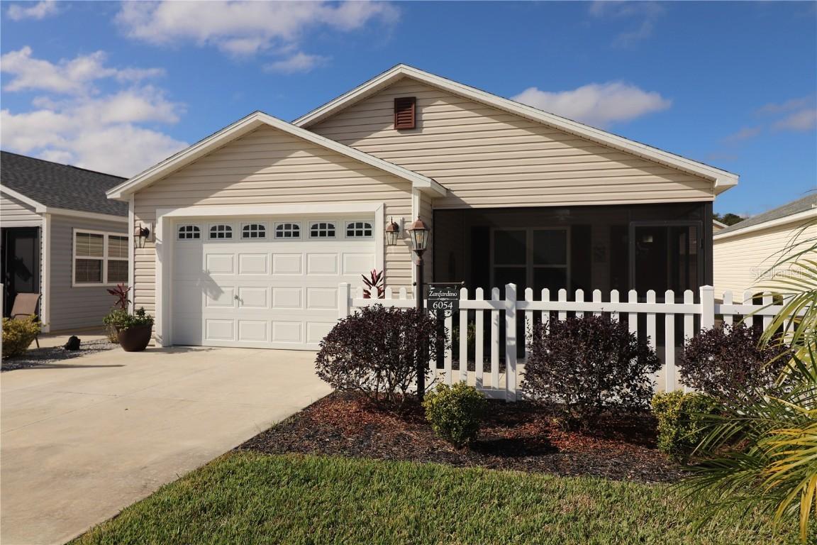 6054 Altman Ave., The Villages, FL 32163