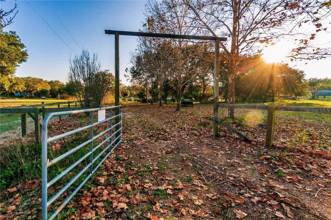11436 Em En El Grove Rd., Leesburg, FL 34788