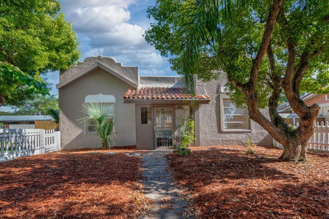 2387 Sheridan Rd., Mount Dora, FL 32757