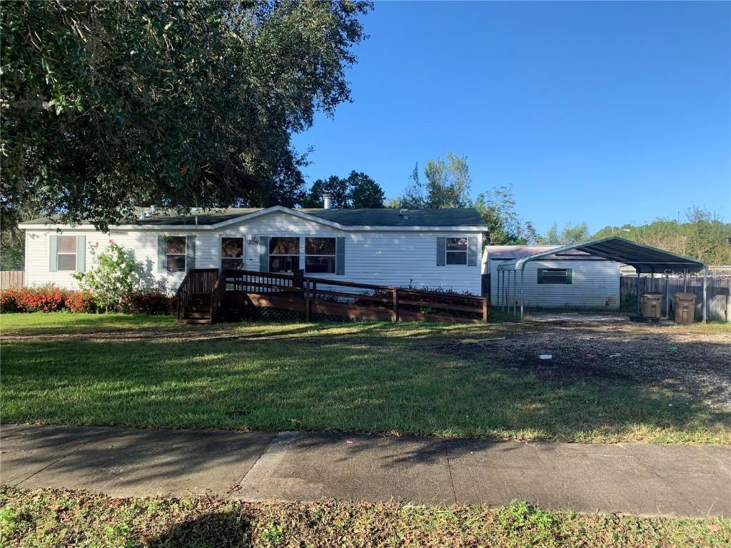 31251 David Walker Dr., Tavares, FL 32778