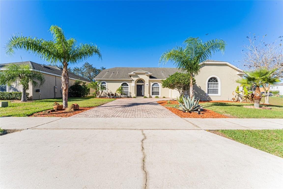 5120 Cape Hatteras Dr., Clermont, FL 34714
