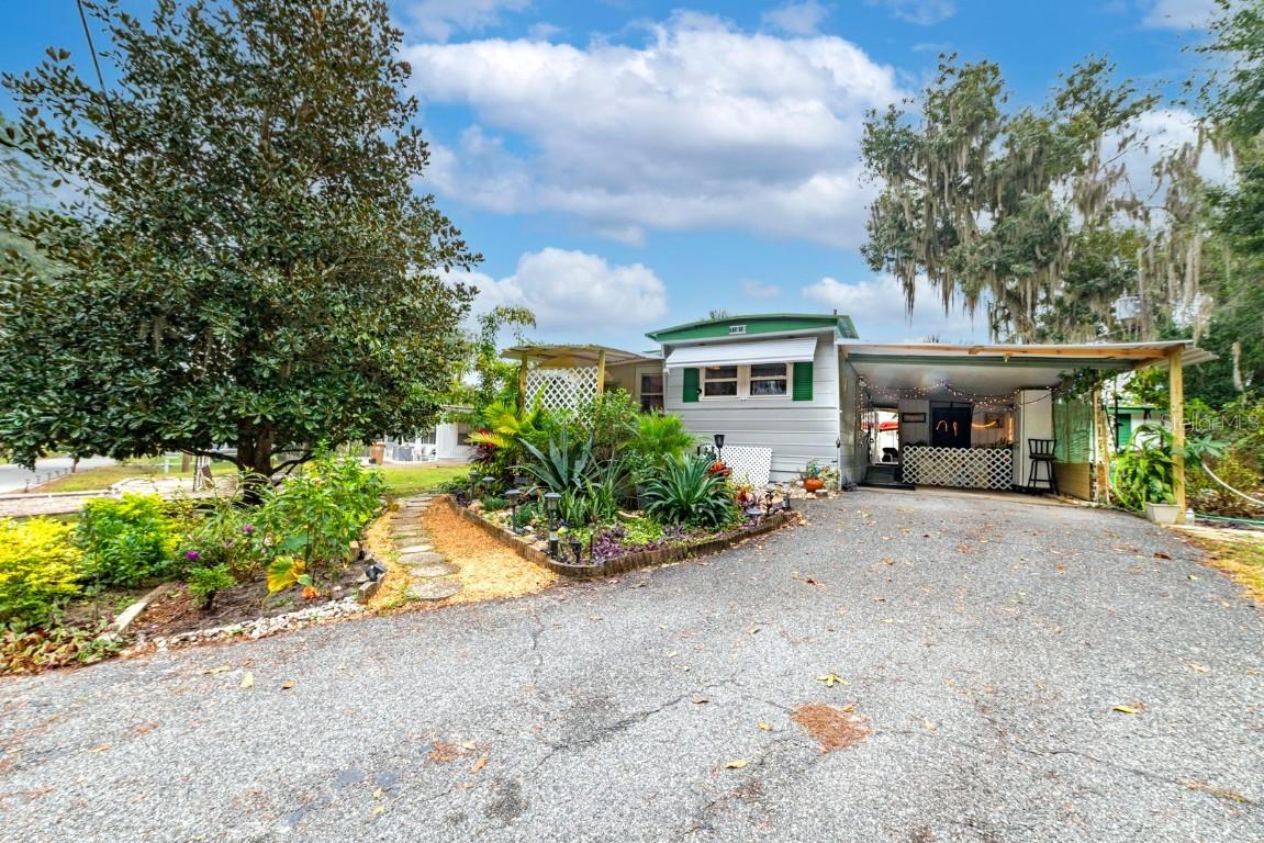 31919 Tropical Shores Dr., Tavares, FL 32778