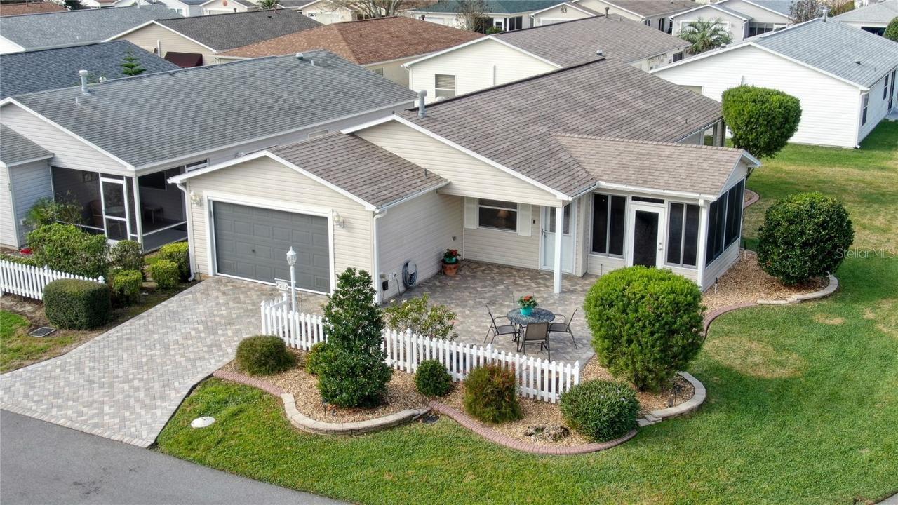 400 Canterbury Ct., The Villages, FL 32162