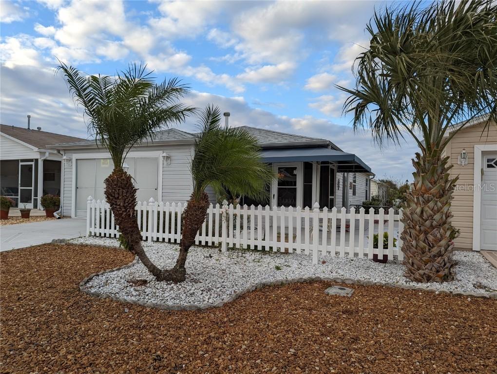 3640 Cambria Cir., The Villages, FL 32162