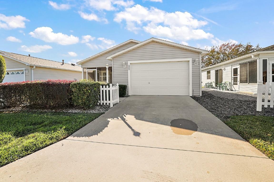 2462 Utica Way, The Villages, FL 32162