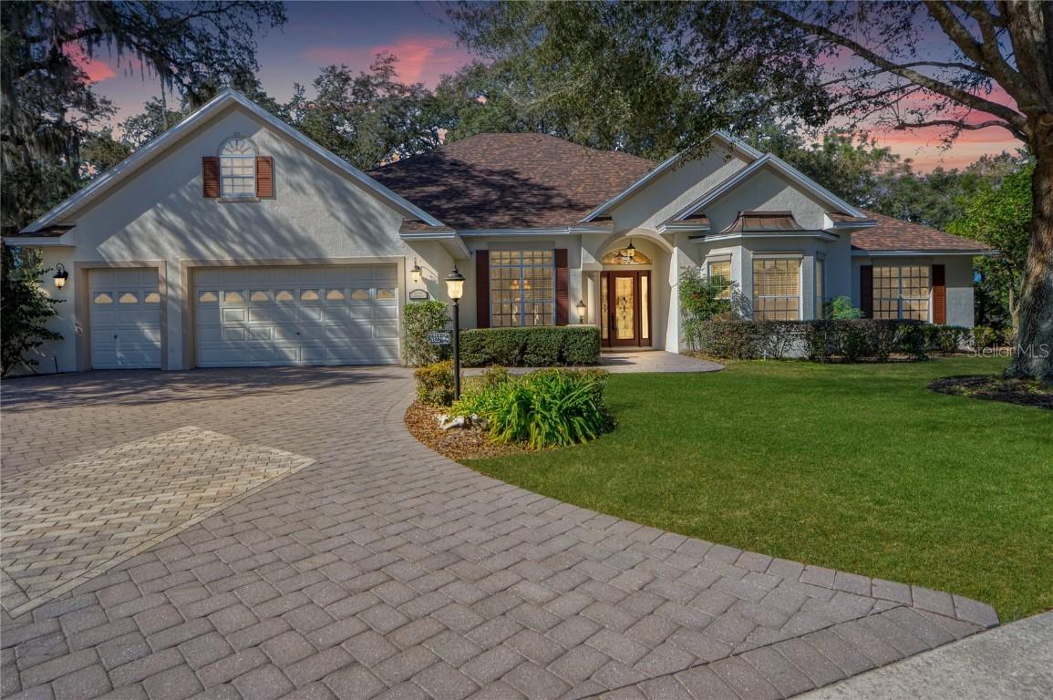 2022 Allende Ave., The Villages, FL 32159