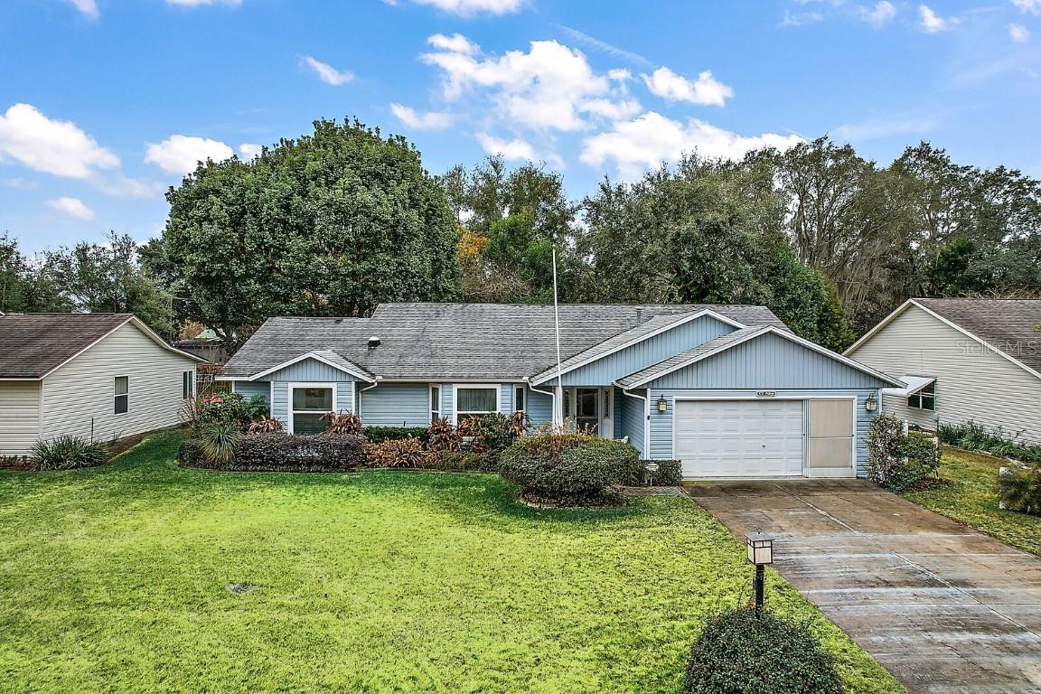 1012 Dundee Cir., Leesburg, FL 34788