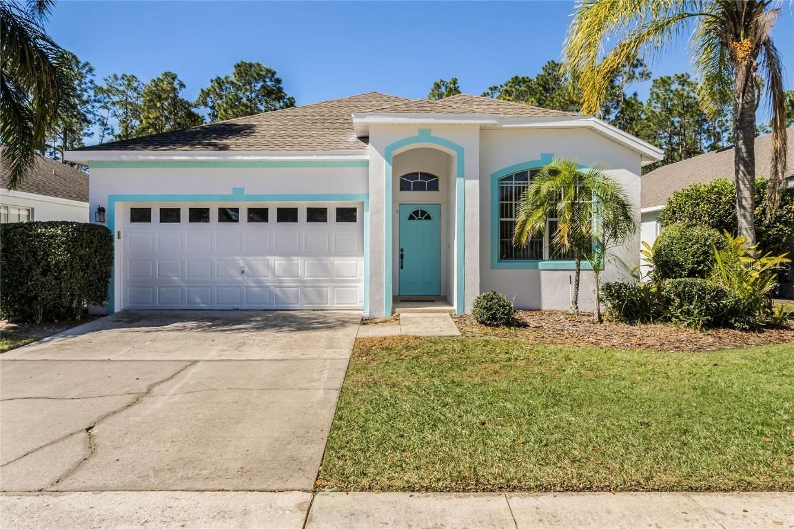 562 Oxford Dr., Davenport, FL 33897