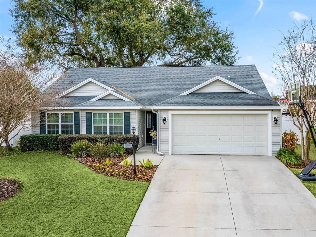 12105 NE 51st Cir., Oxford, FL 34484