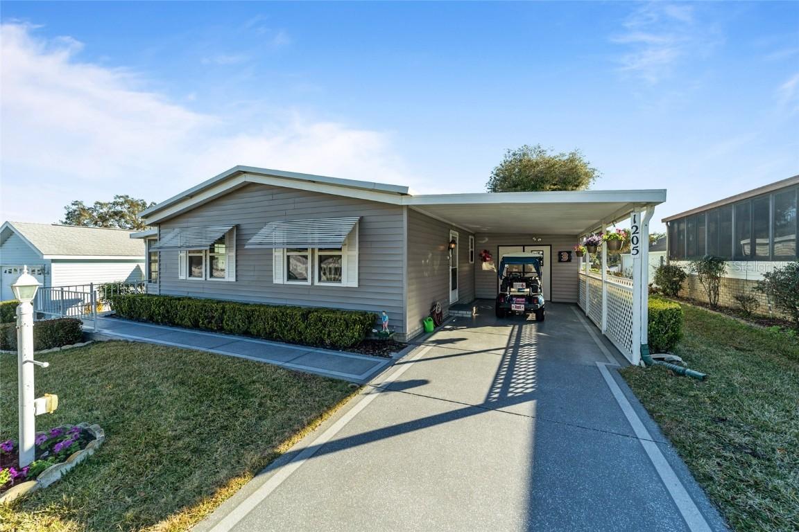 1205 Tarpon Ln., The Villages, FL 32159