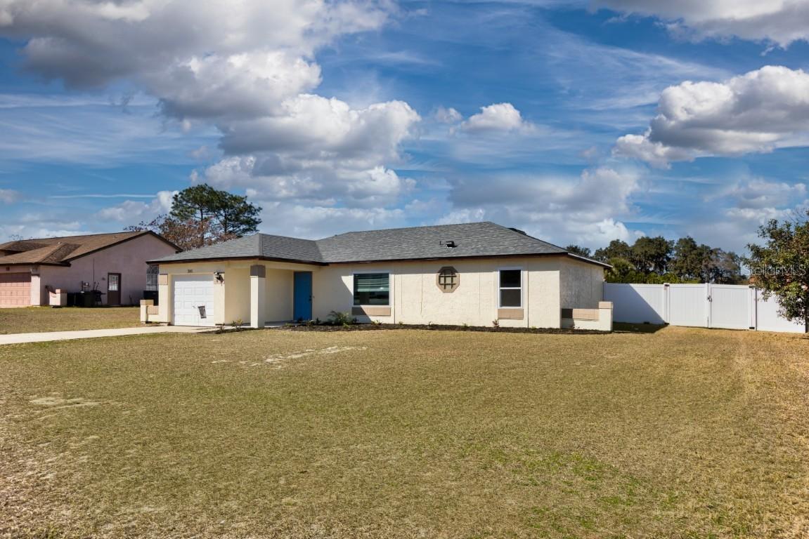 305 Oak Lane Trace, Ocala, FL 34472