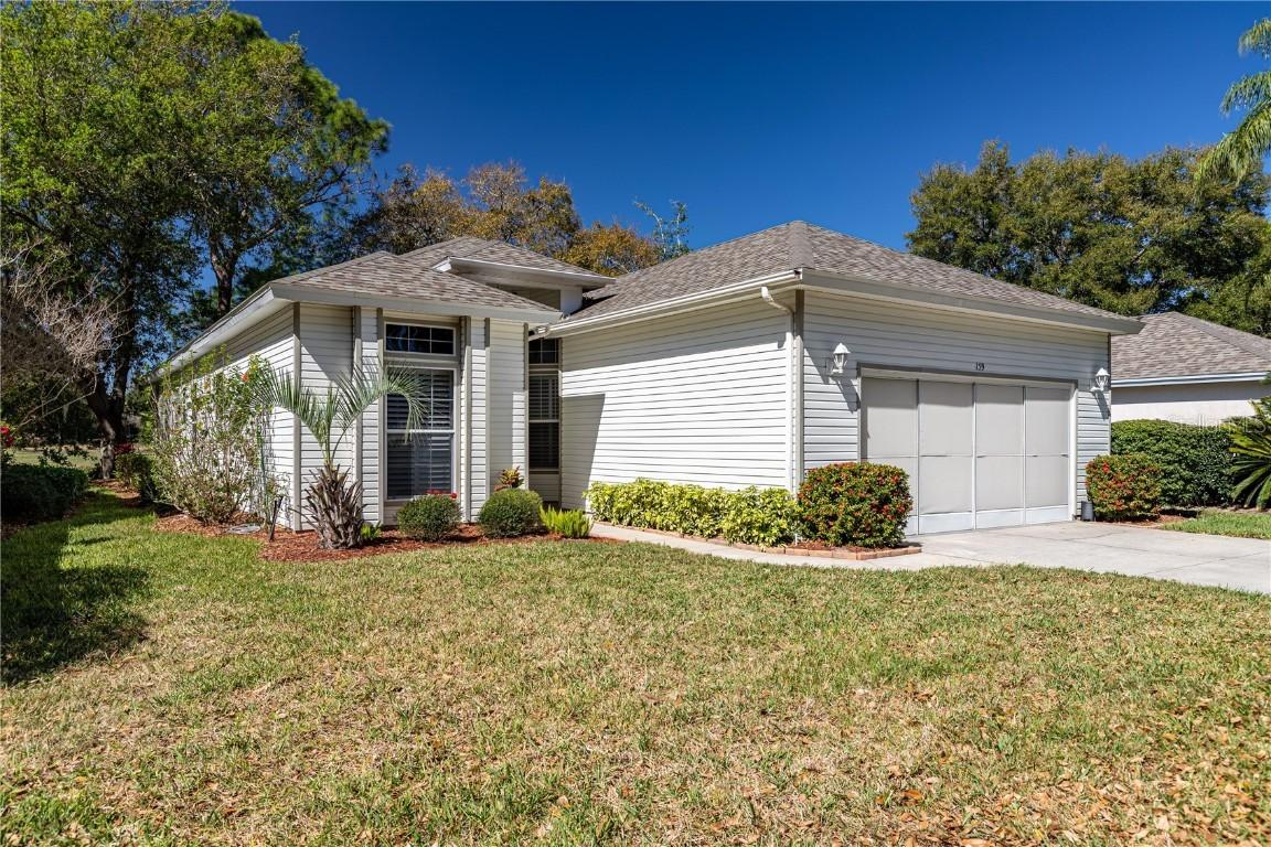 159 Juniper Way, Tavares, FL 32778