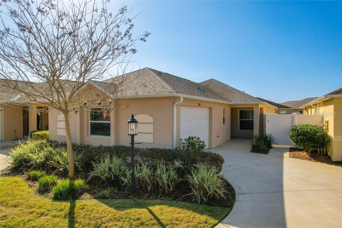 928 Nuthatch Ave., The Villages, FL 32163