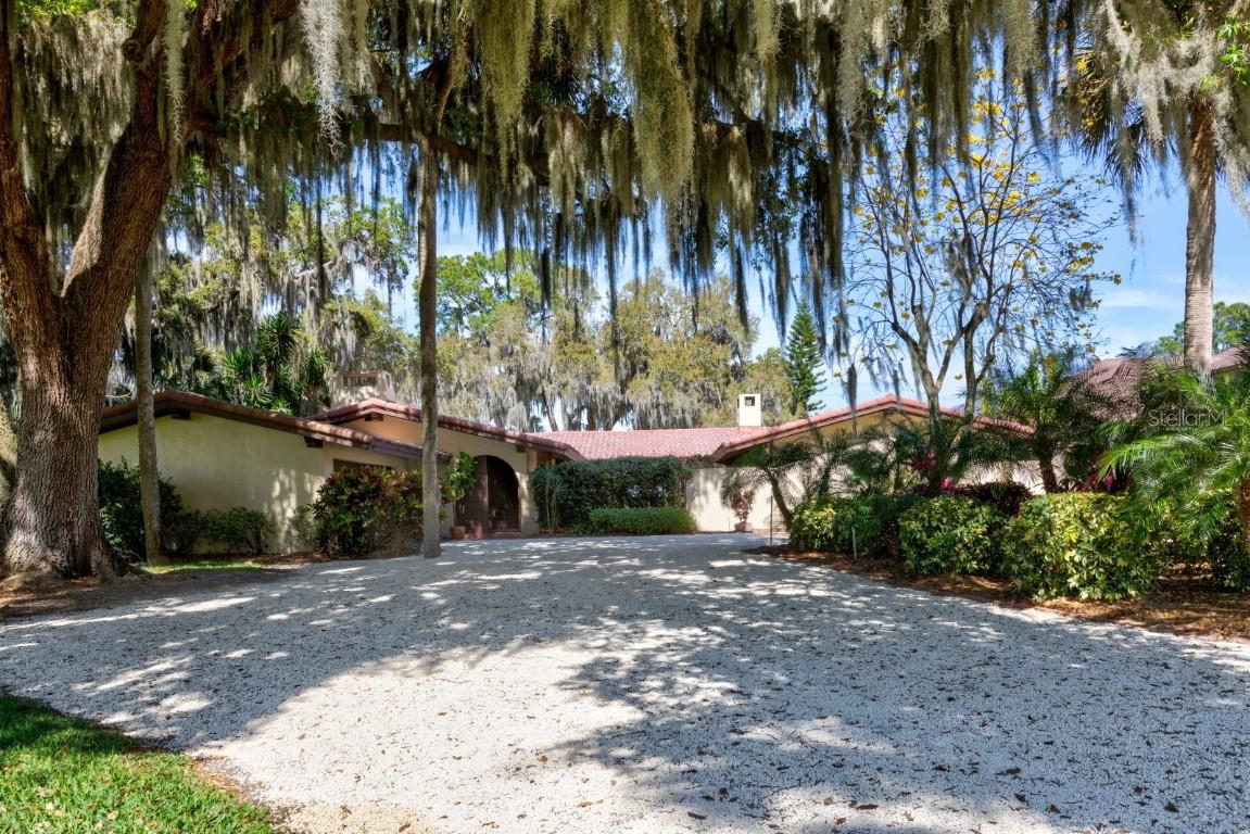 16301 E Shirley Shores Rd., Tavares, FL 32778
