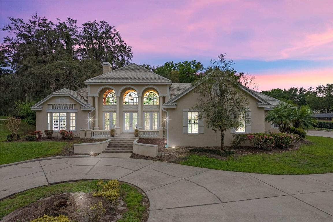 19116 Lake Swatara Dr., Eustis, FL 32736