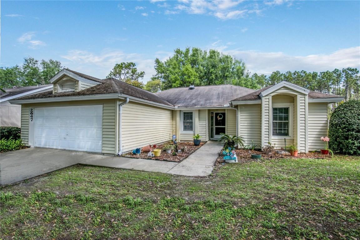 2647 Waterview Dr., Eustis, FL 32726