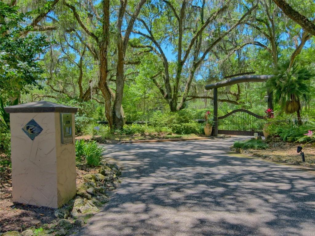 9430 S Magnolia Ave., Ocala, FL 34476