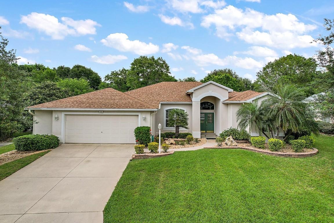 6098 Sailboat Ave., Tavares, FL 32778