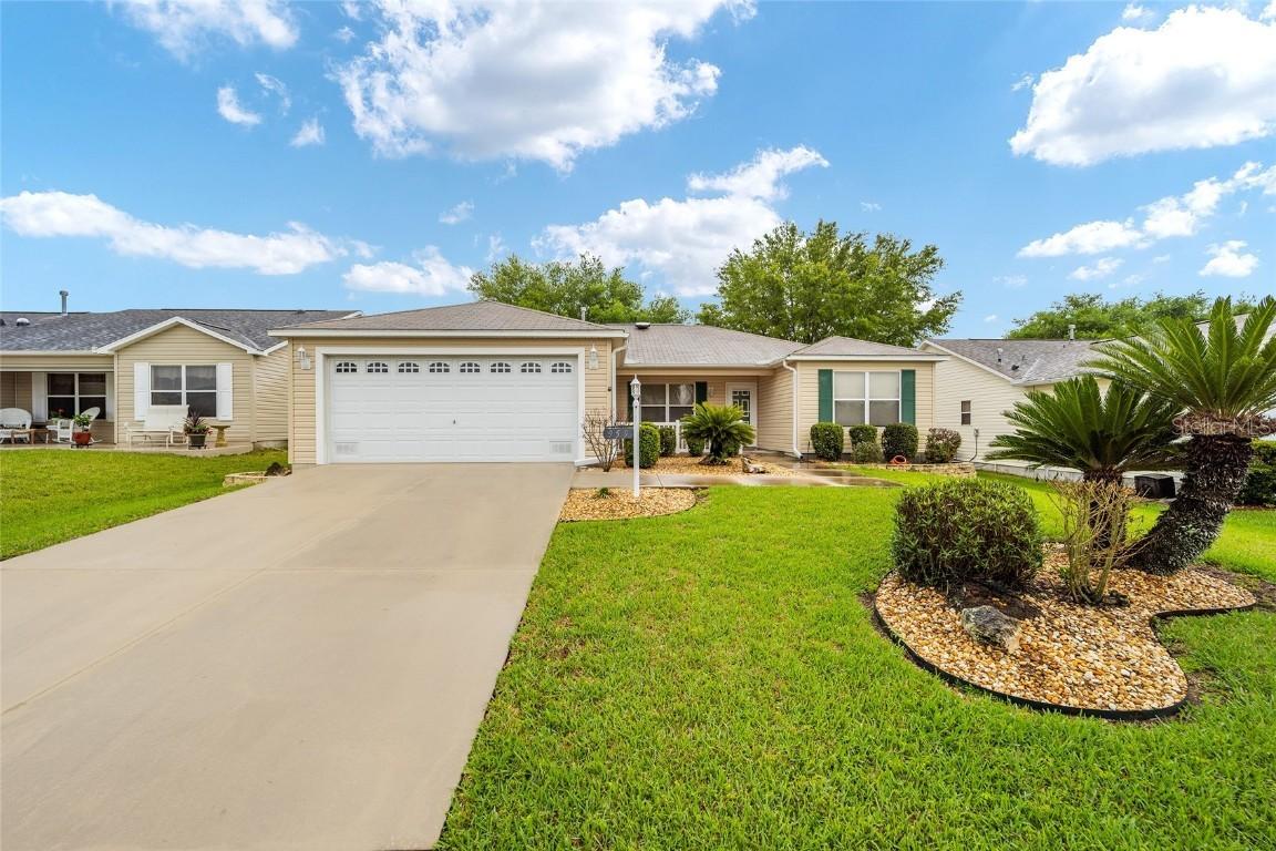 959 Eastmont Ct., The Villages, FL 32162