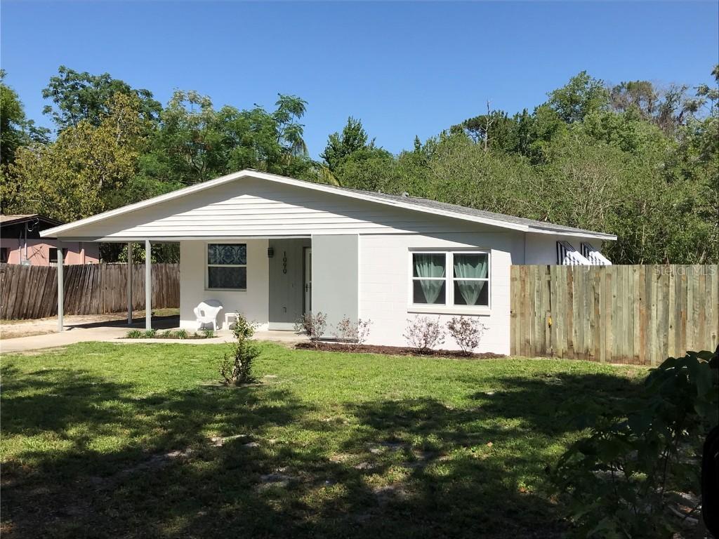 1090 Golden Isle Dr, Mount Dora, FL 32757