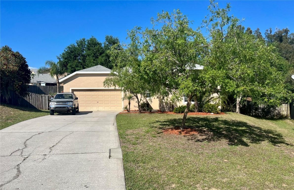 531 Bluff Pass Dr., Eustis, FL 32726