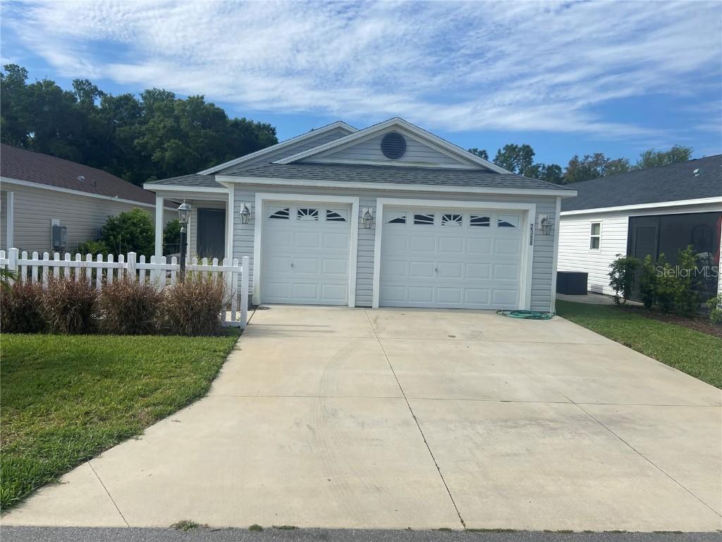 2388 Hill St., The Villages, FL 32163