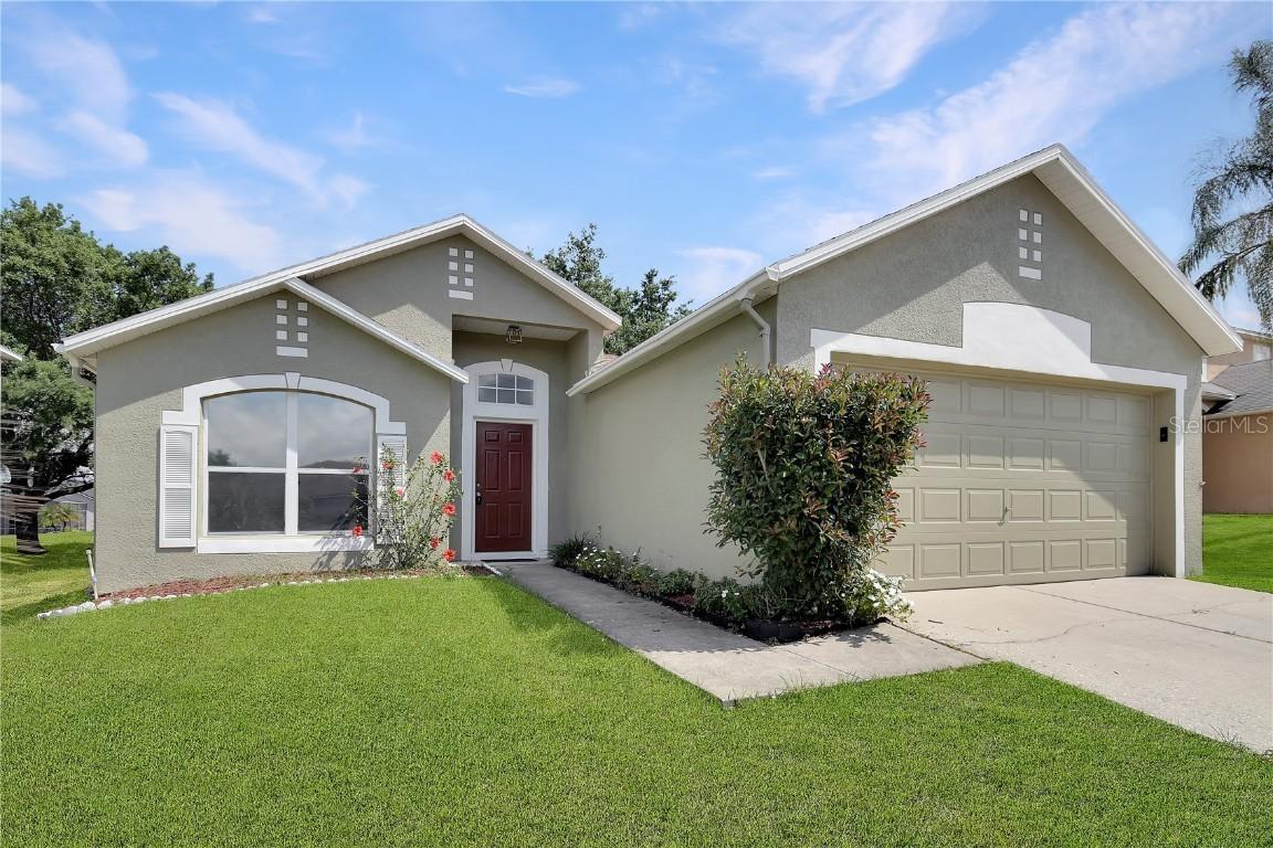 416 Elgin Blvd., Davenport, FL 33897
