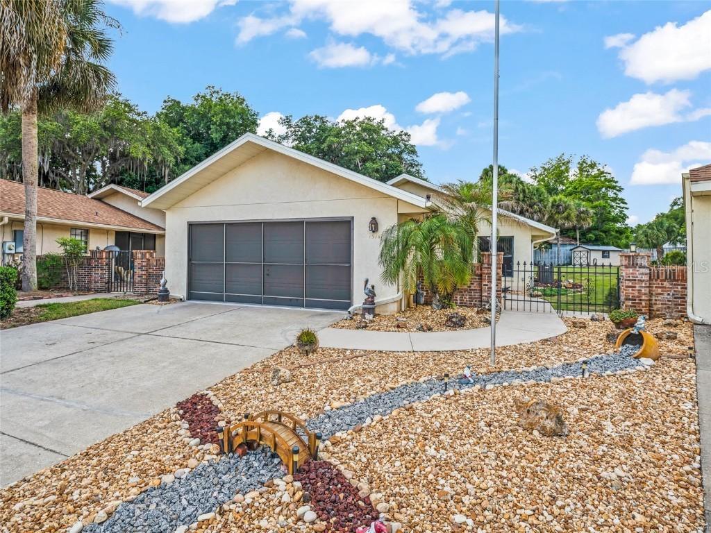 1514 S Pointe Dr., Leesburg, FL 34748