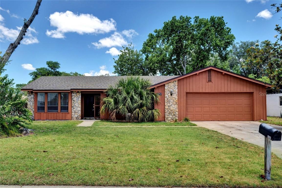 227 W Berkshire Cir., Longwood, FL 32779