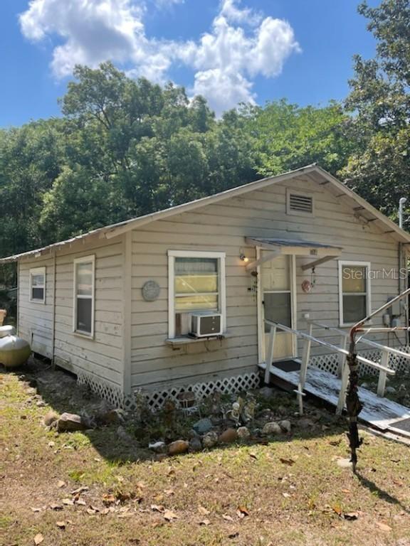 816 Woodland Ave., Leesburg, FL 34748