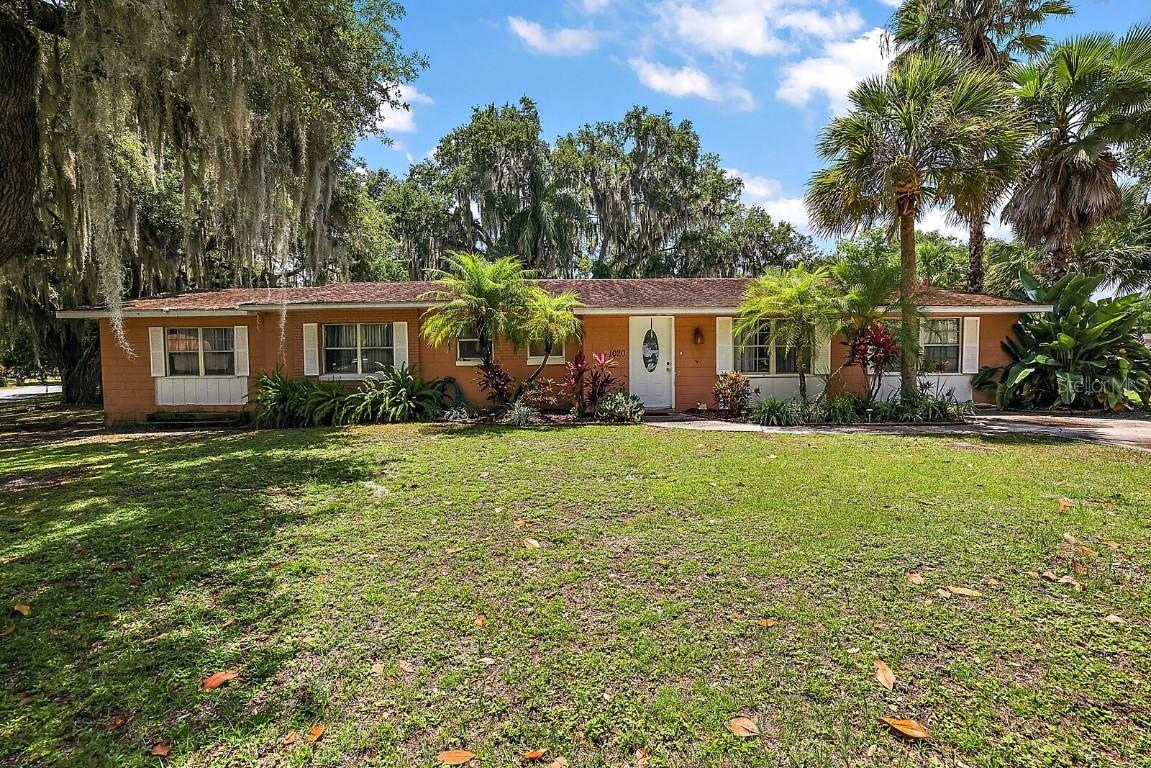 1020 Cottonwood St., Leesburg, FL 34748