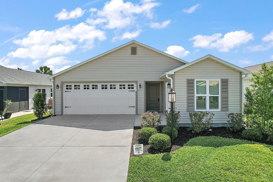 5431 Kate Ct., The Villages, FL 32163