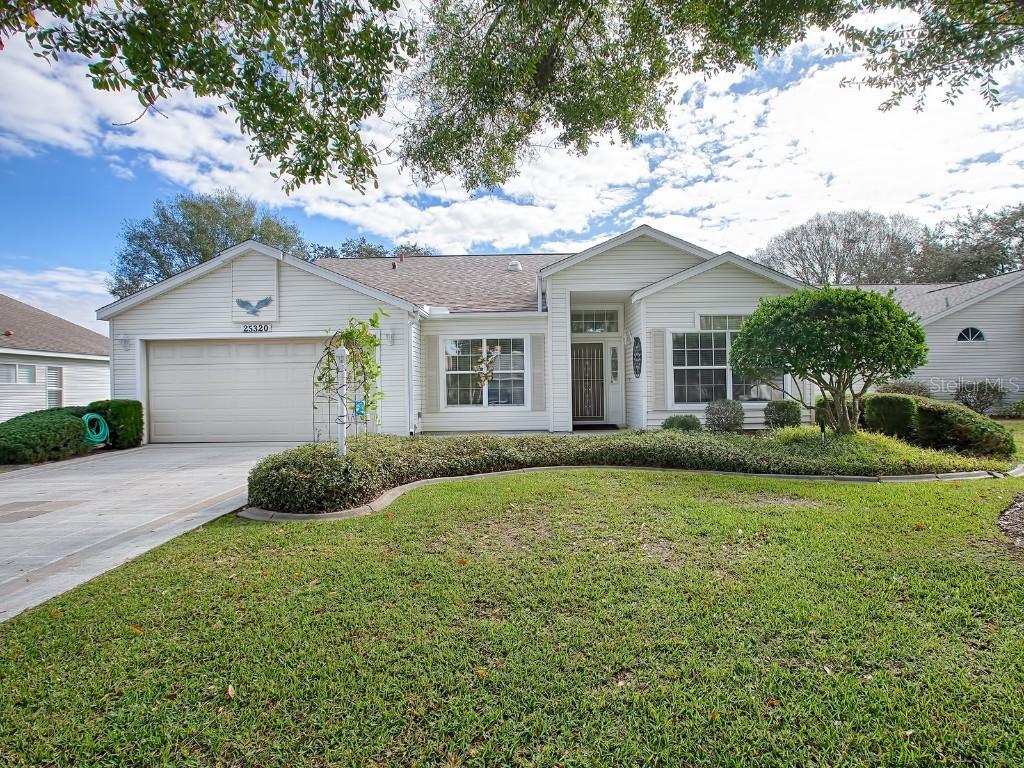 25320 River Crest Dr., Leesburg, FL 34748