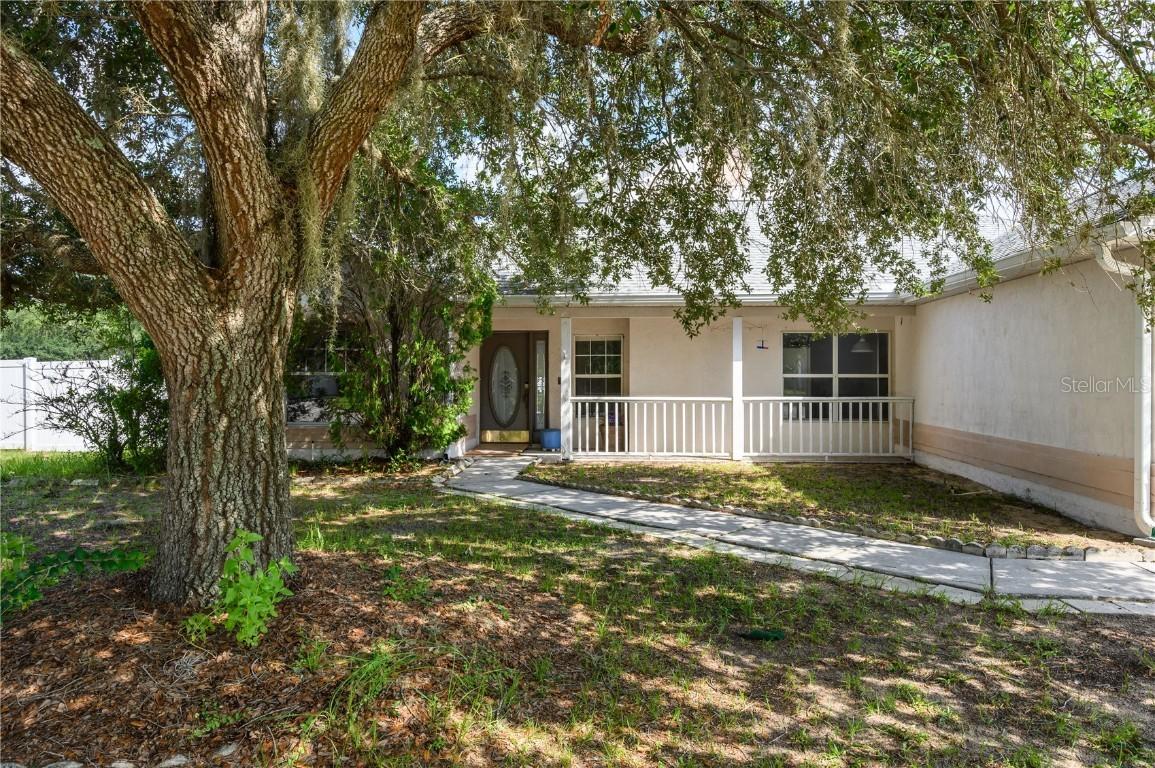 680 Thousand Oaks Blvd., Davenport, FL 33896