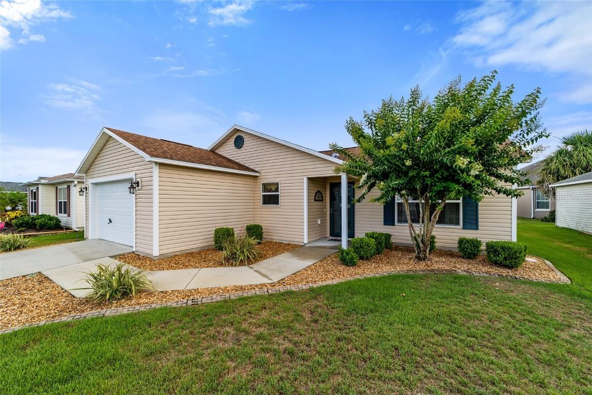 3793 Fir St., The Villages, FL 32163