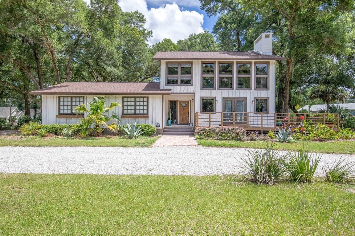 25343 Glen Eagles St, Sorrento, FL 32776