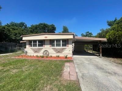 34143 Lee Ave., Leesburg, FL 34788