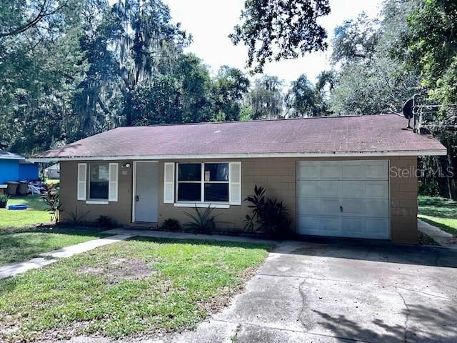 1963 Pruitt St., Leesburg, FL 34748