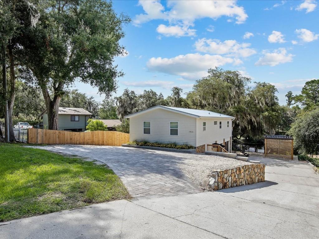 11822 Lakeshore Dr., Clermont, FL 34711