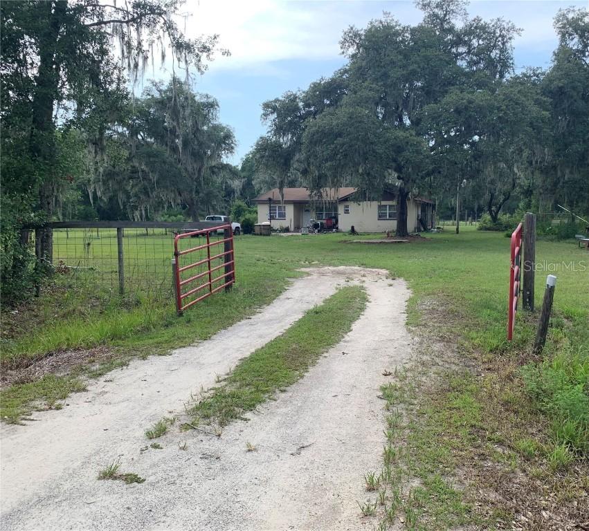 7833 Bay Lake Rd., Groveland, FL 34736