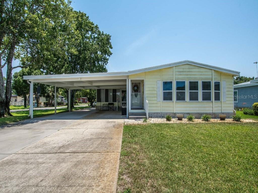 3209 Rainbow Rd., Tavares, FL 32778