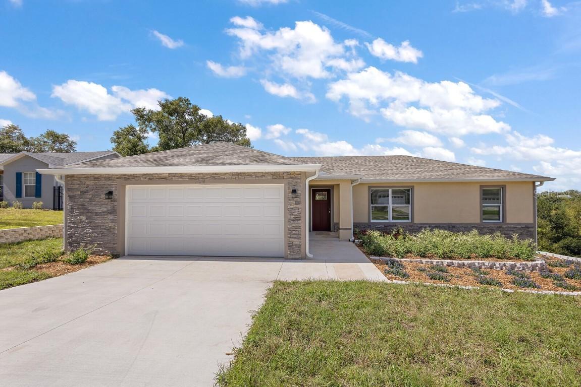 324 Morningview Dr., Eustis, FL 32726