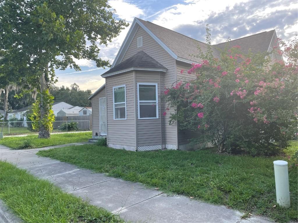 400 S 6th St., Leesburg, FL 34748